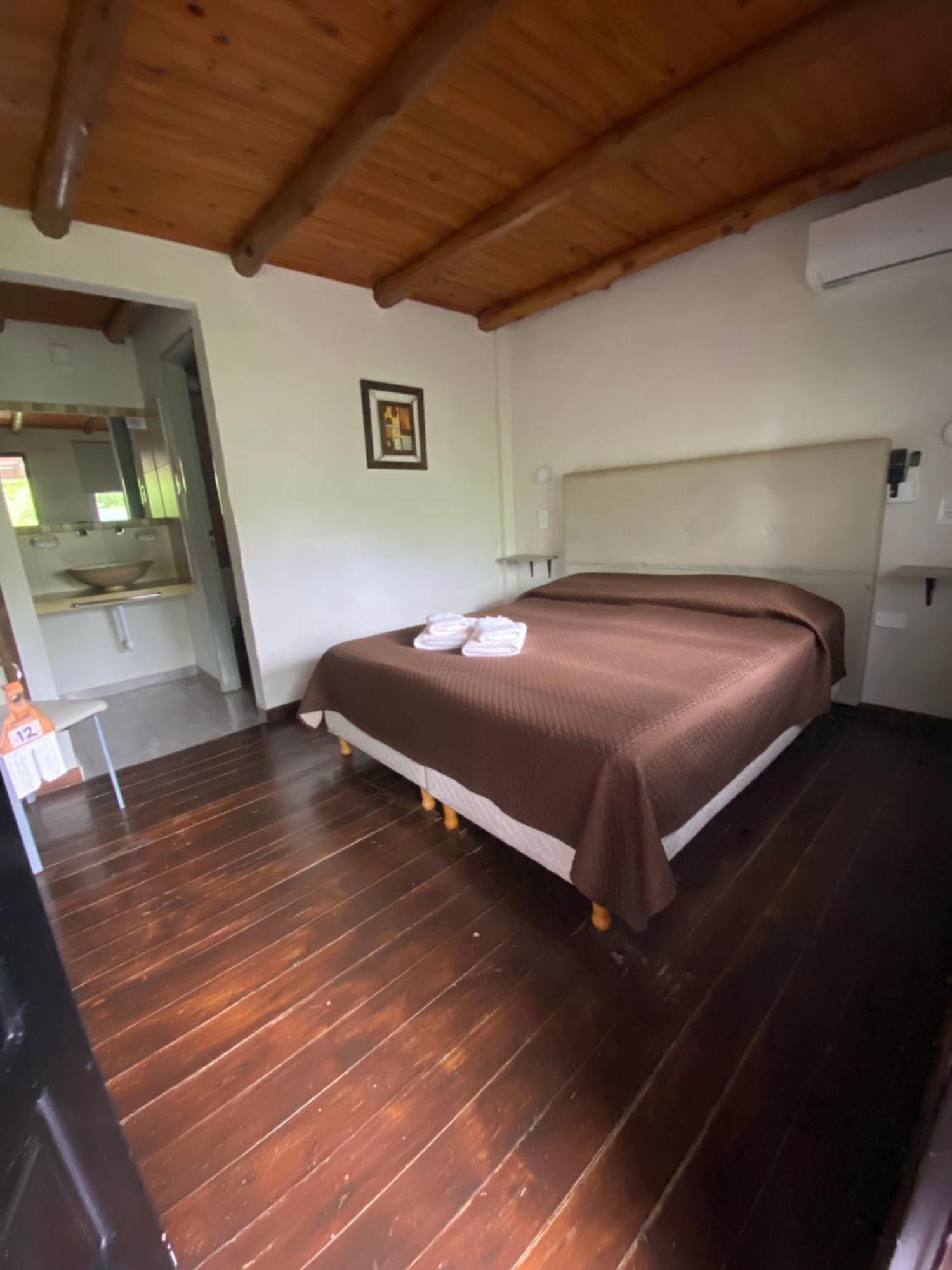 Hotel Cristobal De Colon Εξωτερικό φωτογραφία